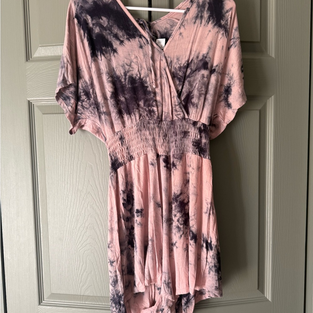 VENUS Pink and Black Tie-Dye Top